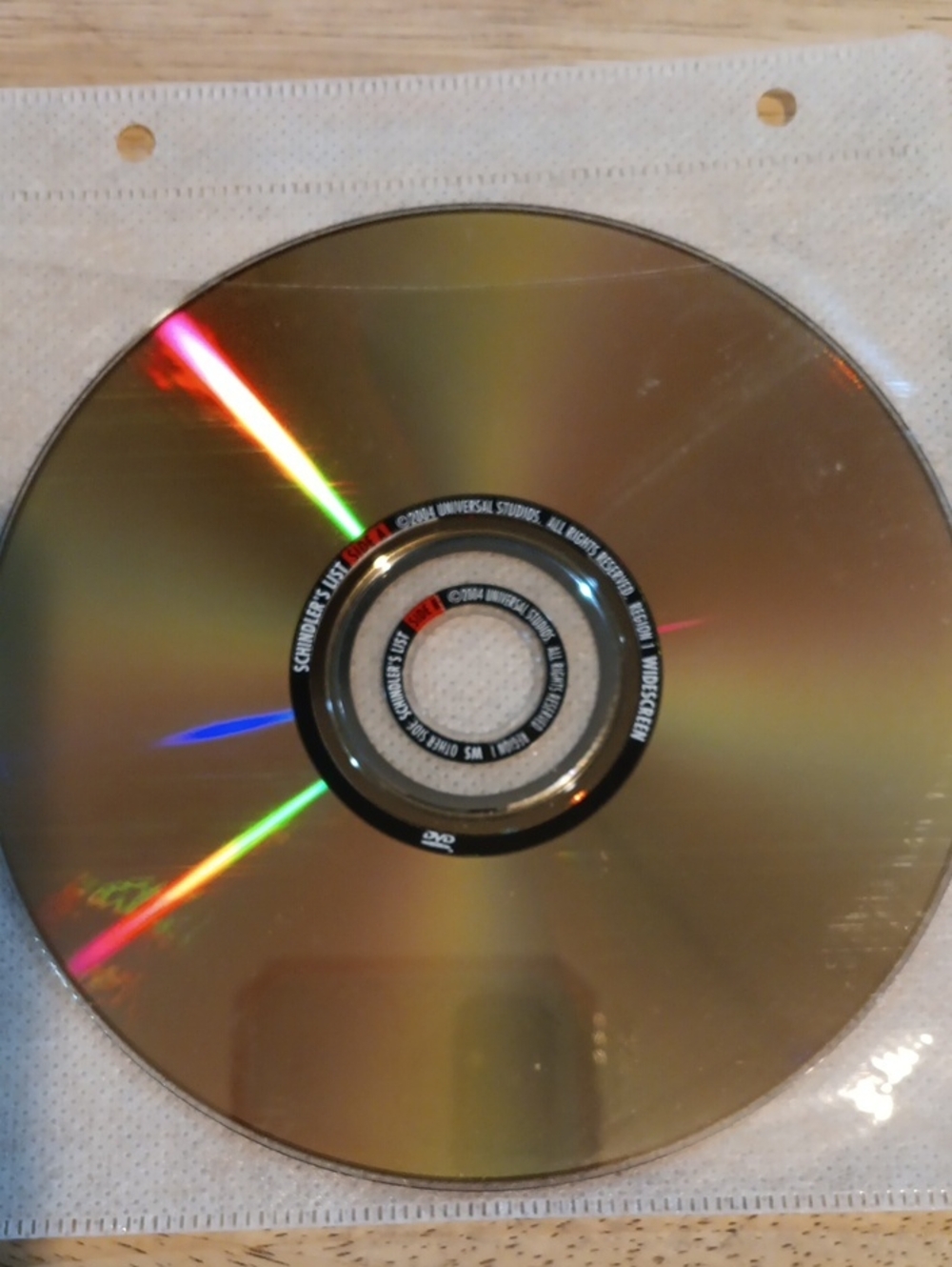 Schindler's List DVD Widescreen *NO CASE*